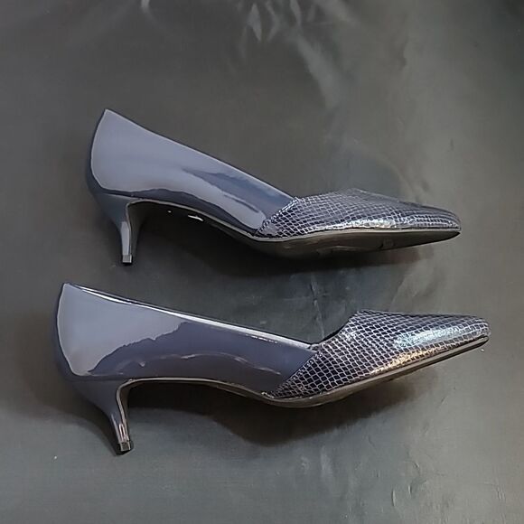 BRAND NEW LIFETRIDE WOMEN"S MARCY LOW HEEL SHOE - Picture 7 of 11